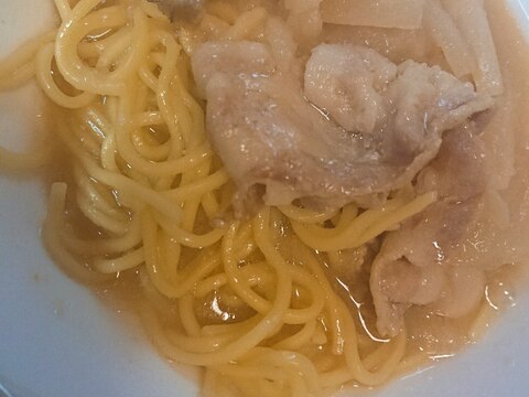 豚汁で味噌ラーメン！？